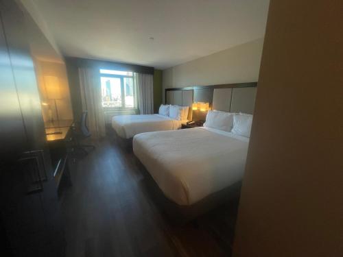 Holiday Inn Express Long Island City E New York By IHG - image 5