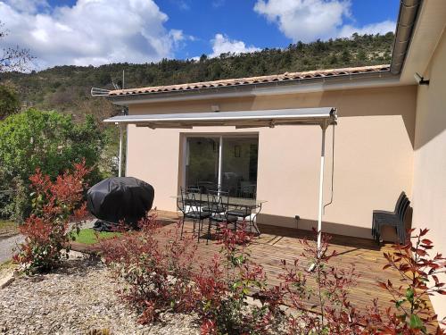 Gîte La Bauge 1 à 7 personnes 26400 Montclar sur Gervanne (Gite La Bauge 1 a 7 personnes 26400 Montclar sur Gervanne) in Montclar-Sur-Gervanne