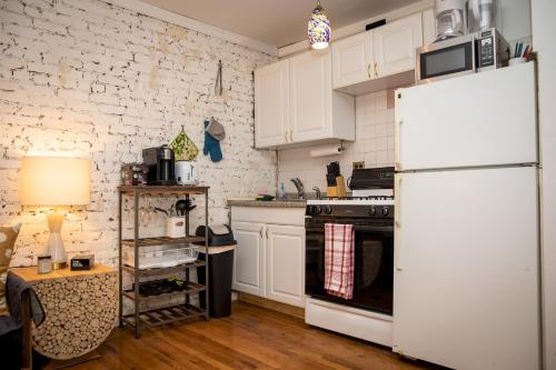 Sunny Fully Furnished Studio in Chelsea, New York (Foto 8)