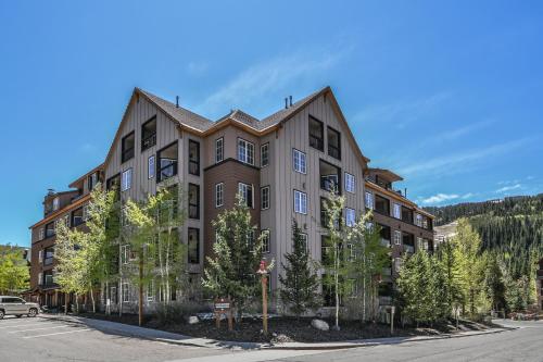 Dakota Lodge 8455 - image 11