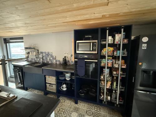 New! Houseboat Nautigal in Wootton Bridge