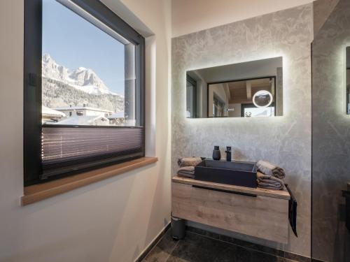 Apartment with Shower
