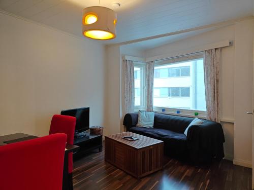 Livingroom and One bedroom apartment in trendy Kallio area, Helsinki (photo 3)