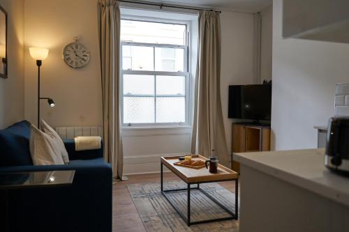 Gloucester Apartments by Kahuna Stays, Ideal for Students, Contractors, Professionals & Visitors - Australia