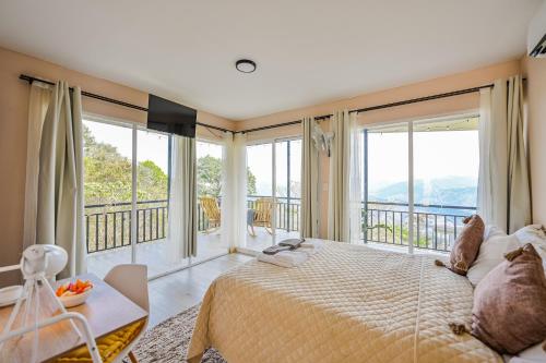 Nosara Hideaway 1 - Mountain View Cabins in Playa Samara