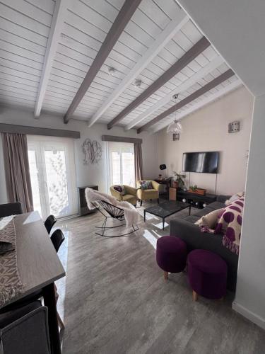 Two-Bedroom House image 10
