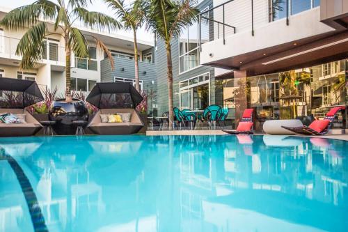 Piscina, Luxury Open BD w Pool, Parking, & WD 133 near Museu d'Art Comtat de Los Angeles