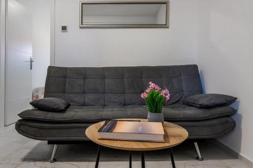 Two-Bedroom Apartment image 8