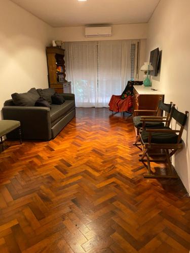 Tia Apartment/Retiro 4 amb, cerca Teatro Colon