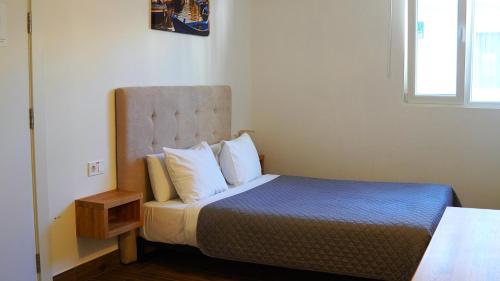 Standard Family Room image 10