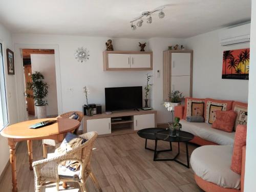 Apartamento Via Mare 3