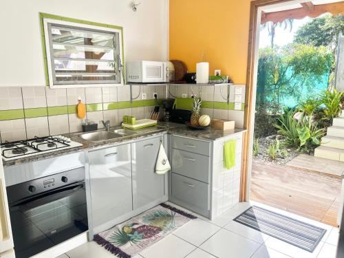 Maison couleur des tropiques in Berard