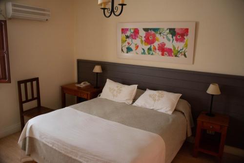 Double Room image 5