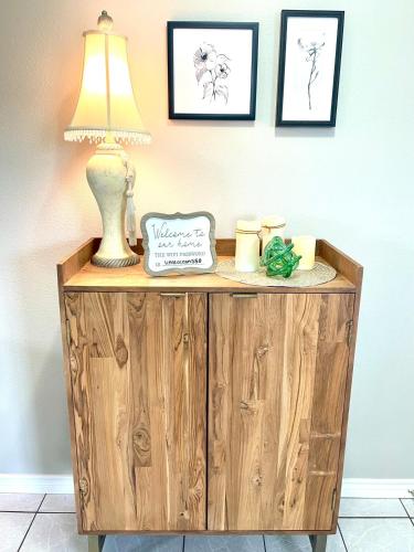 Peaceful Haven 2BR 1BA in Quiet Neighborhood in Nederland (Texas)