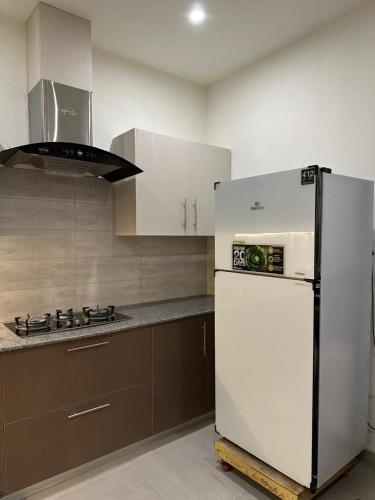 Serenity Suite One Bedroom Apartment in โปลิสฟาวเดชั่น