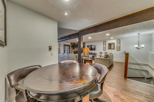 Retreat with Hot Tub and 2 Kitchens for Large Groups! - image 9