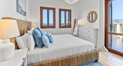 Beautiful Apartment BJ12 with Amazing Sea Views, Aphrodite Hills in Kuklija