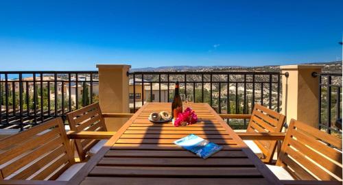 Skats, Beautiful Apartment BJ12 with Amazing Sea Views, Aphrodite Hills in Kuklija