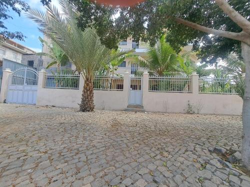 Eingang, Barros Homestay in Tarrafal