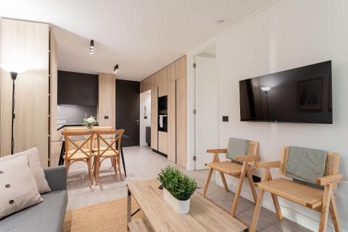 Inviting Retreat 1BR 1BA in Las Condes