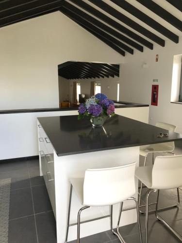 Casa do Grotão - Turismo no Espaço Rural - Alojamento Rural (Casa do Grotao - Turismo no Espaco Rural - Alojamento Rural) in ลาเชส โด ปิโก