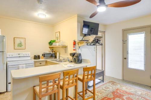 Dock and Fire Pit Scenic Studio on Suwannee River! in ชิฟแลนด์ (FL)