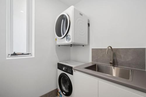 Apartment with Balcony image 4