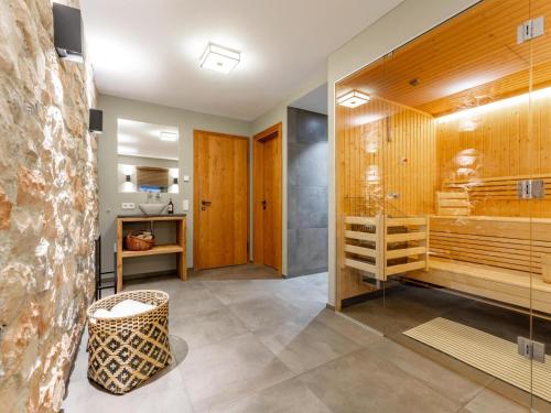 sauna, Chalet Schneelöwe S (Chalet Schneelowe S) in Hirnreit
