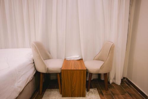 Tuya pyramids history