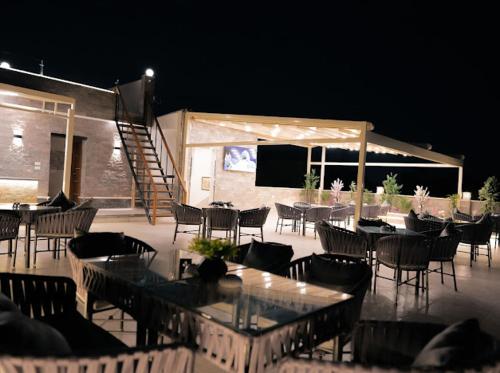 Tuya pyramids history