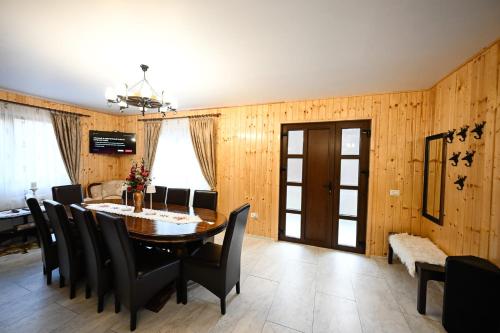 Cabana pe Vale in Marga