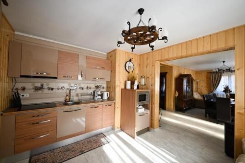 Cabana pe Vale in Marga