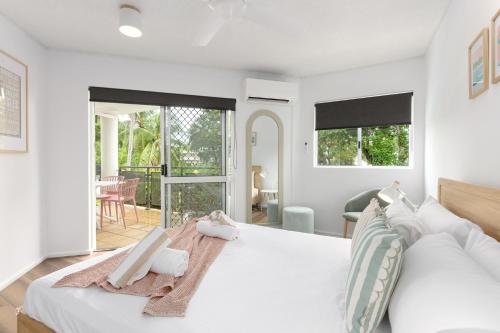 Superior One-Bedroom Apartment image 4