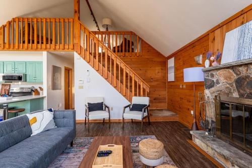 Hot Tub Tatami Room GAME ROOM Hot Tub Tatami Room GAME ROOM