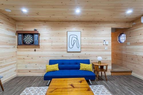 Hot Tub Tatami Room GAME ROOM Hot Tub Tatami Room GAME ROOM