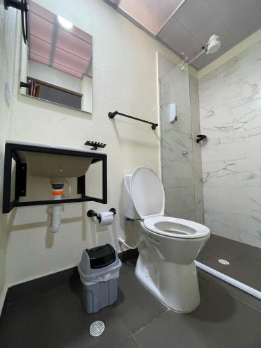 Zuhanyzó, BogoRooms Av Suba 116 in Északnyugat (Lakossági Terület)