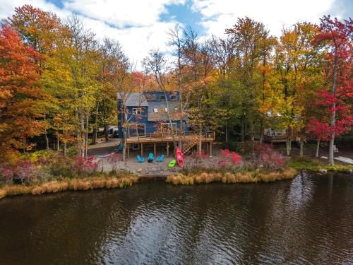 Tranquil Shores Waterfront Fire Pit Hammock Tranquil Shores Waterfront Fire Pit Hammock