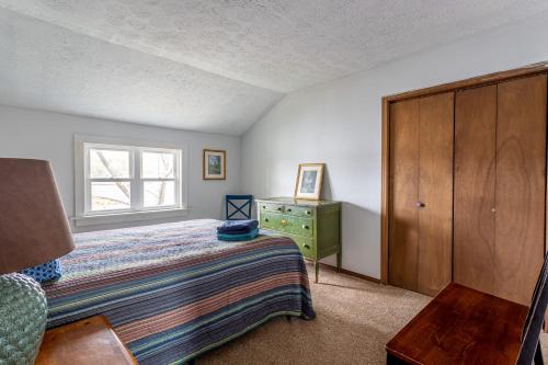 Tranquil Shores Waterfront Fire Pit Hammock Tranquil Shores Waterfront Fire Pit Hammock