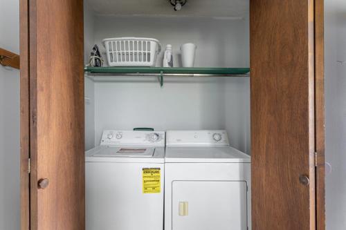 Tranquil Shores Waterfront Fire Pit Hammock Tranquil Shores Waterfront Fire Pit Hammock