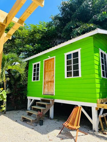 Buitenkant, Silver Sand Hostel in Placencia