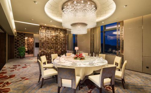 ห้องอาหาร, ฮิลตัน อุรุมชี (Hilton Urumqi) in อุรุมชี