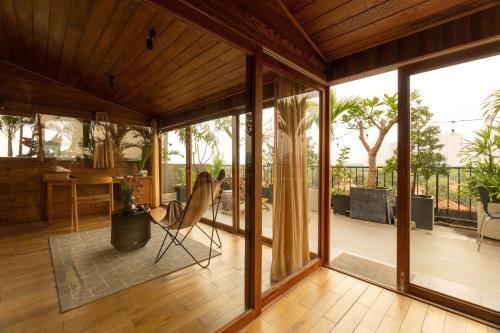 balkon/taras, Nexus House Lang Bao Chi near Binh Quoi Village