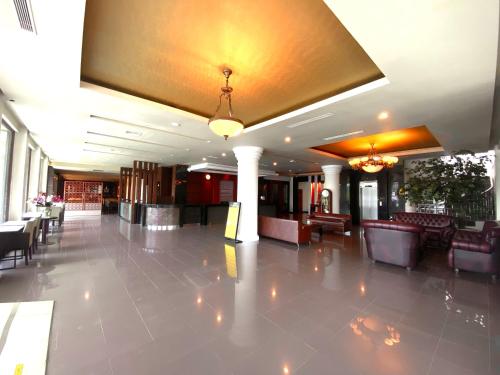 Lobby, Golden Season Hotel in Samarinda