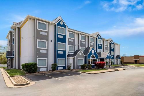 Microtel Inn & Suites by Wyndham Tulsa - Catoosa Route 66 - Jenks