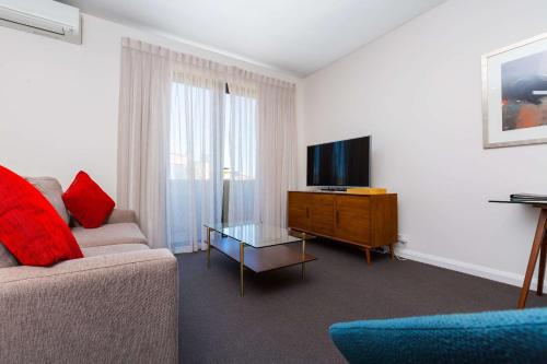 Club Wyndham Perth Trademark Collection by Wyndham - image 4