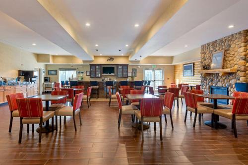 安克雷奇国际机场康福特套房酒店