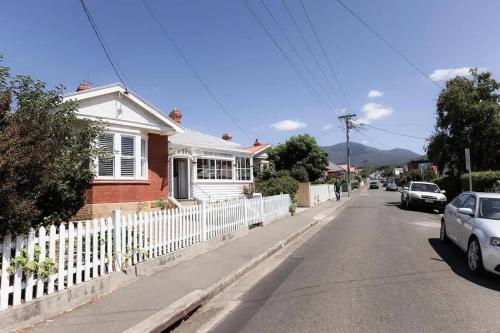 'Sobrina' - A home away from home in Sandy Bay