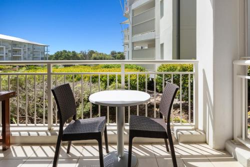 Garden View Apartment - Mantra Salt Beach Resort by uHoliday