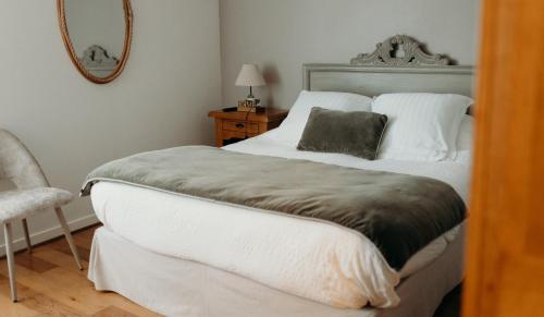 Hotel Le Chatellier - Piscine chauffee d'avril a octobre in Cancale