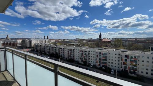 Apartment mit Penthouse Charakter in Dresden, Drážďany (fotografie 2)